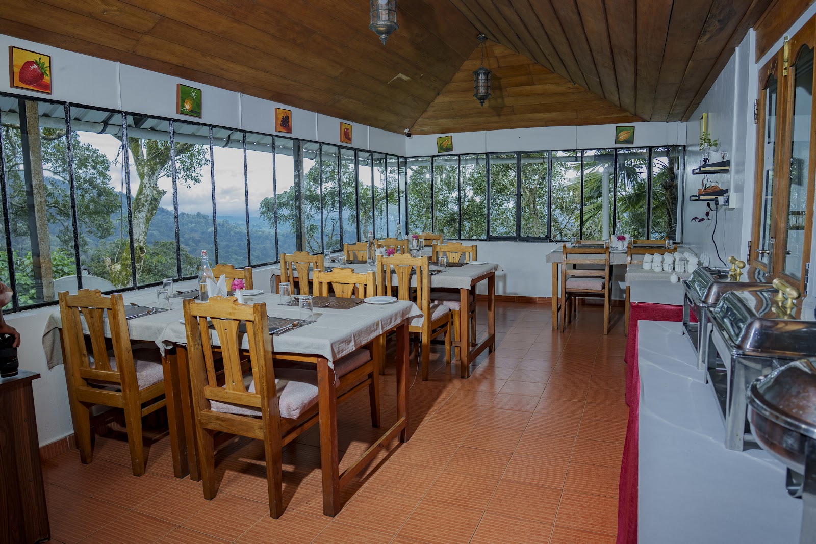 Fine Dining at Oottupura