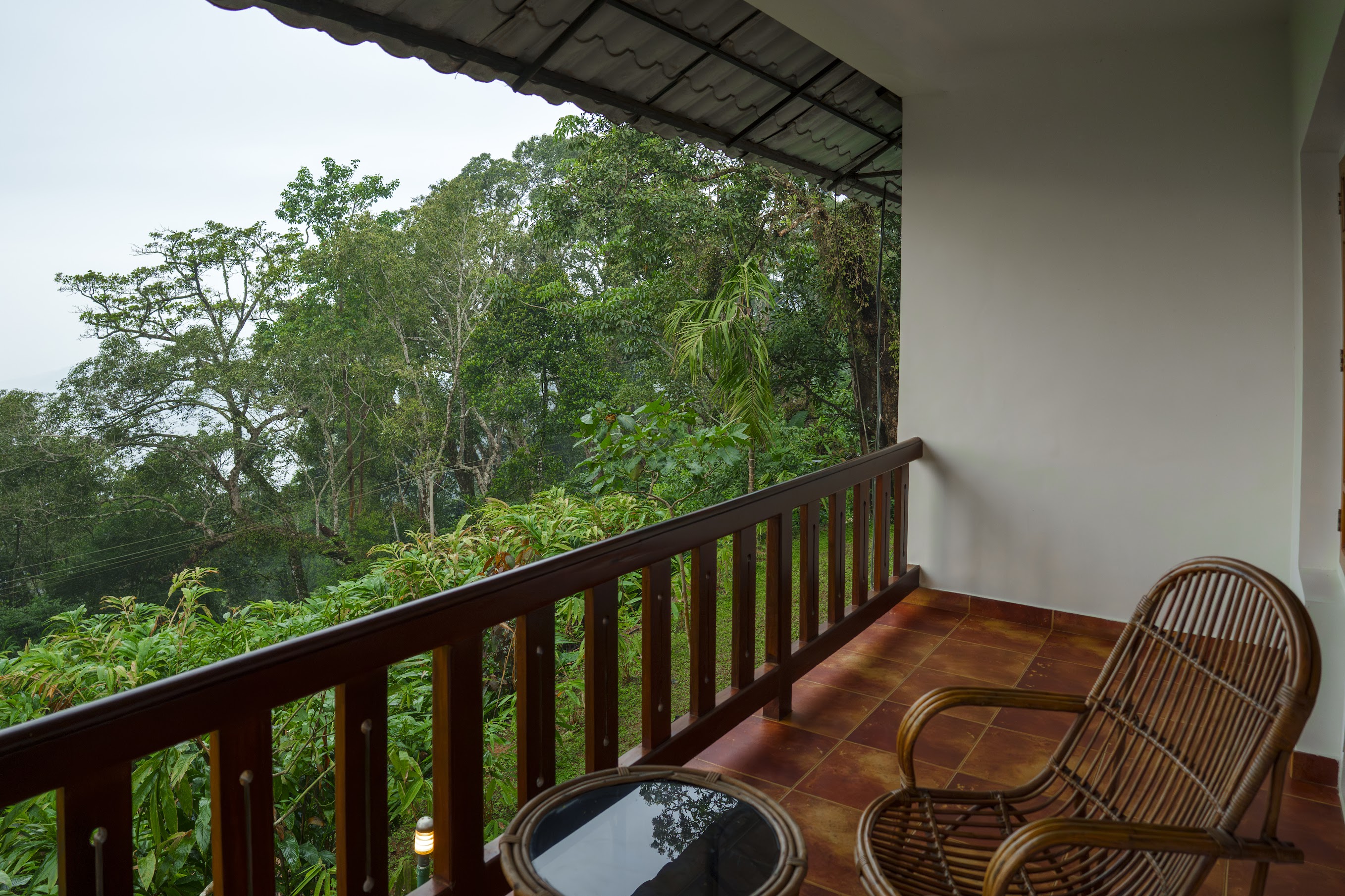 Superior Room with Balcony Image 2